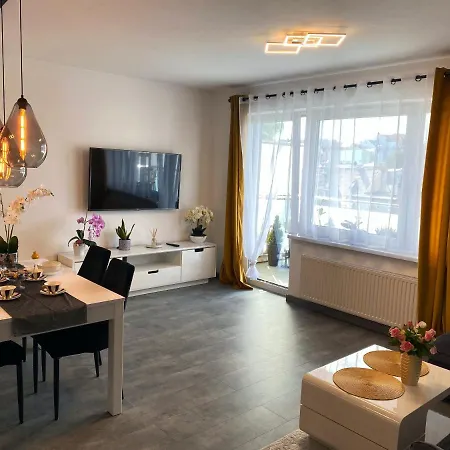 Apartament Sloneczny Apartment *