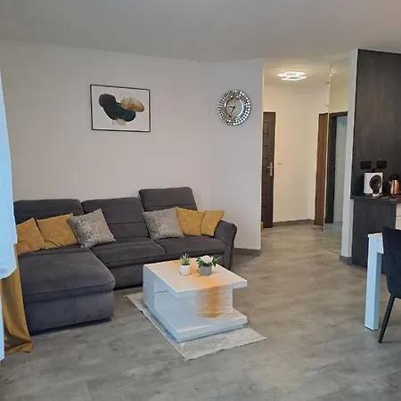 Apartament Sloneczny Apartment *